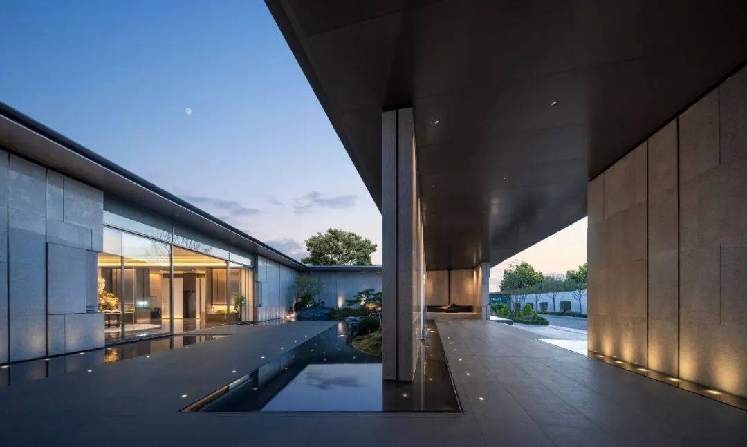 格配套户型丨最新房价+户型图+小区环境+配套+资讯+地铁距离+售楼处电话+一房一价人生就是博-尊龙凯时张江金茂府(上海)首页网站-2025楼盘评测_张江金茂府最新价(图27)